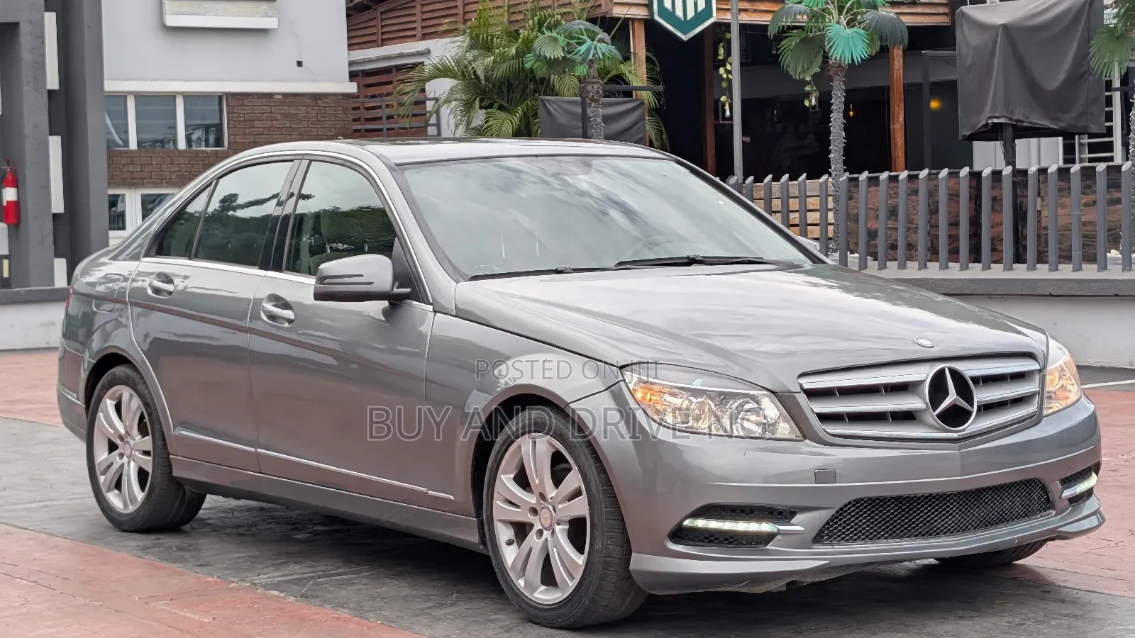 Mercedes-Benz C300 Luxury 4Matic Sedan AWD (3.0L 6cyl 7A) 2010 Gray