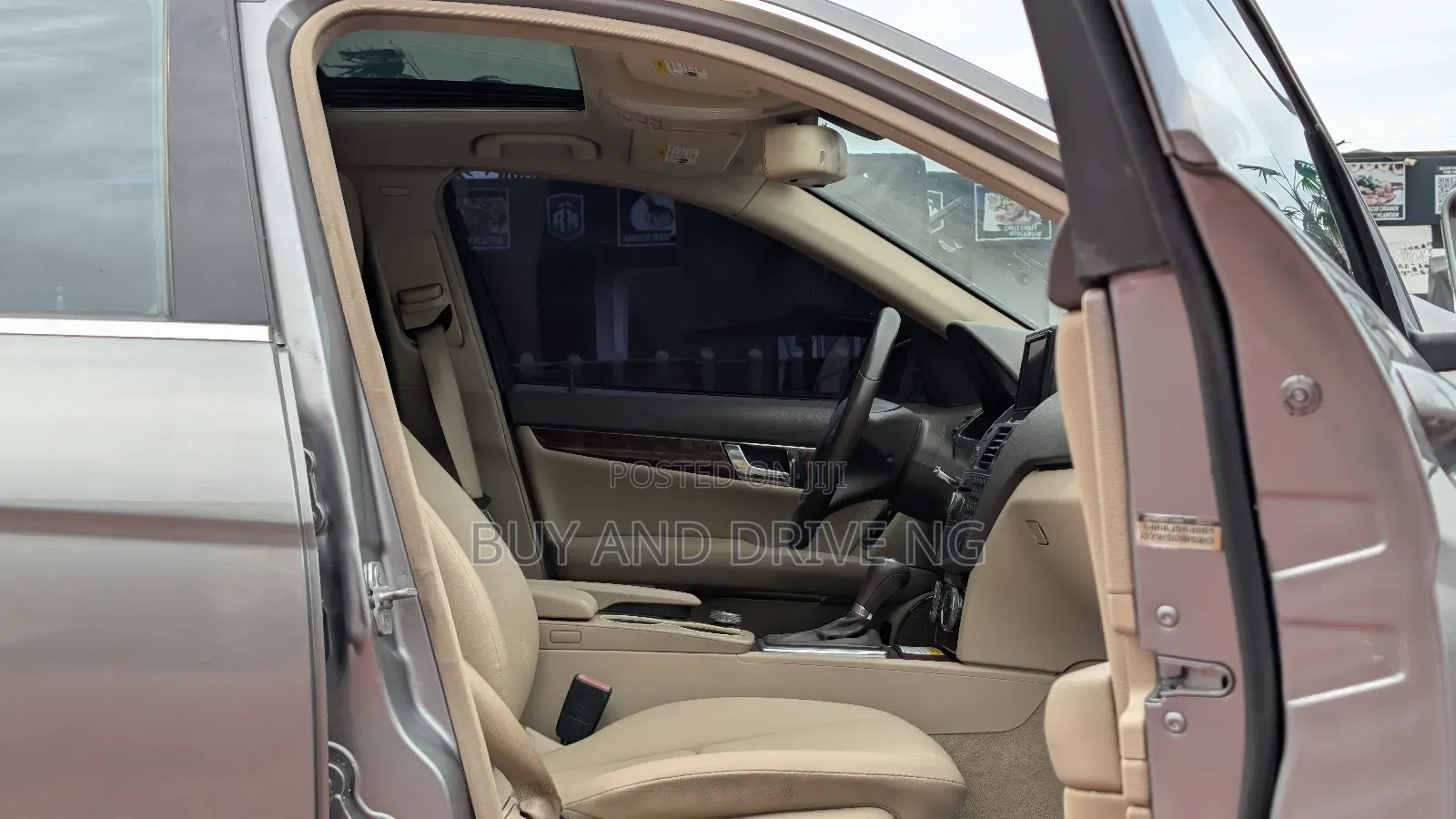 Mercedes-Benz C300 Luxury 4Matic Sedan AWD (3.0L 6cyl 7A) 2010 Gray