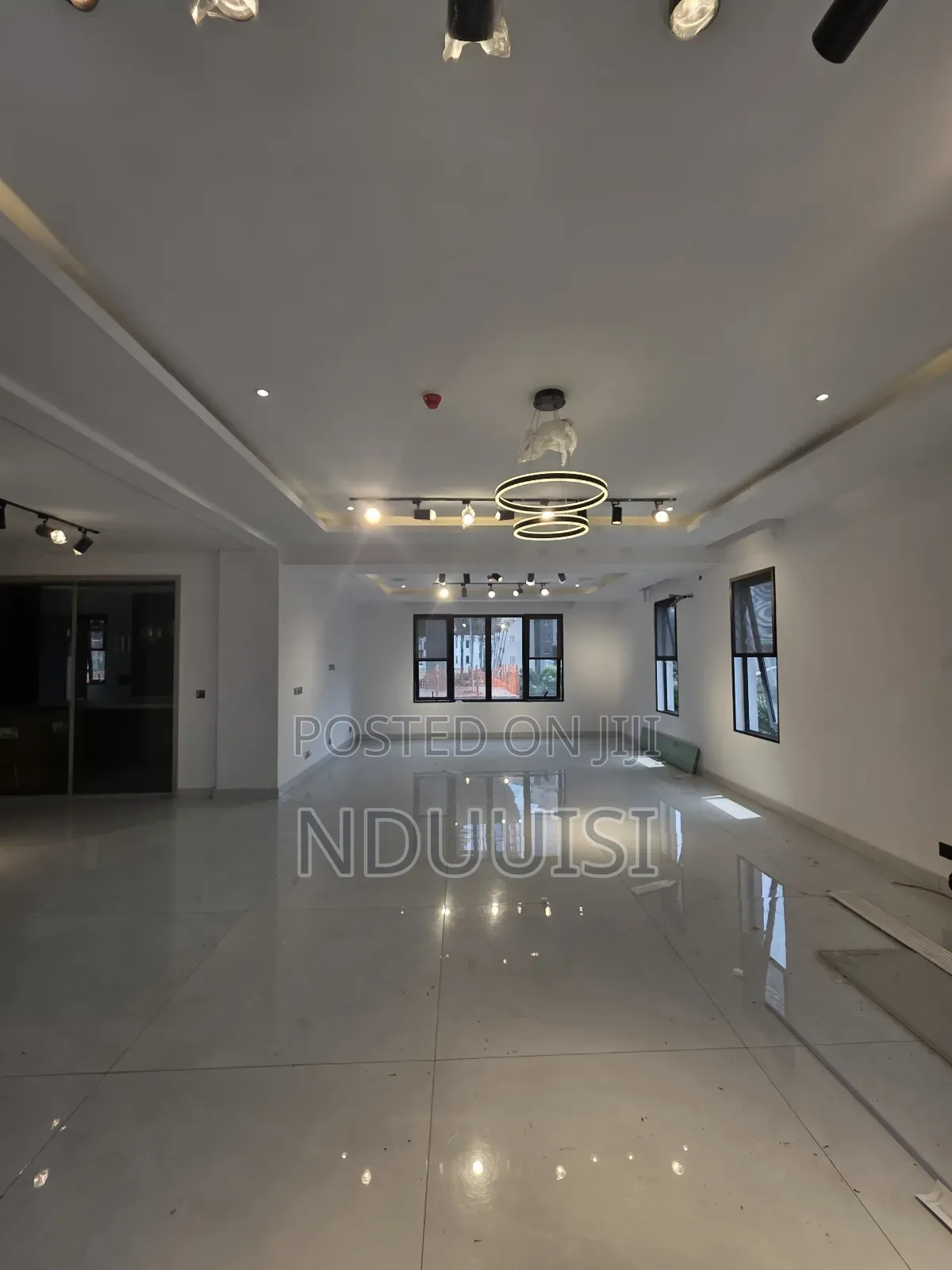 4bdrm Maisonette in Mojisola Onikoyi for sale