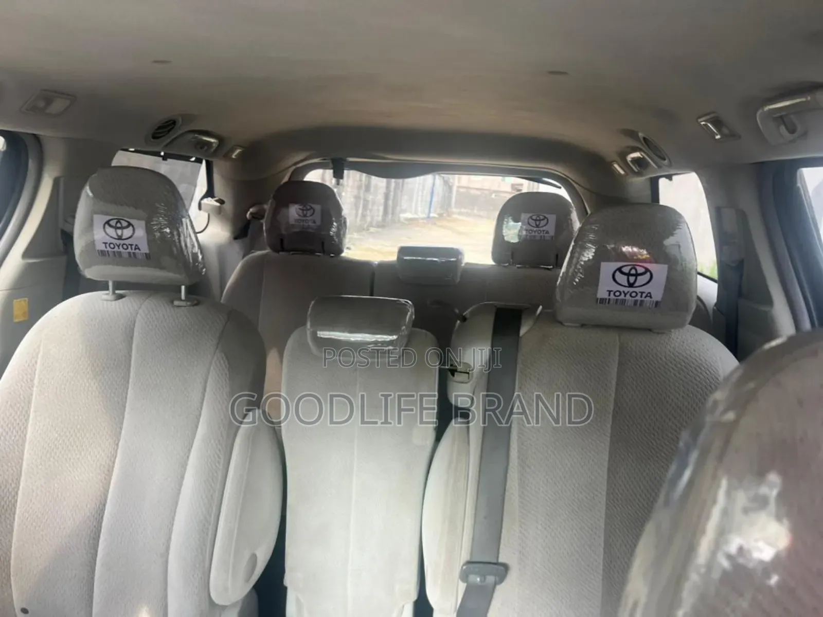Toyota Sienna 2012 Brown