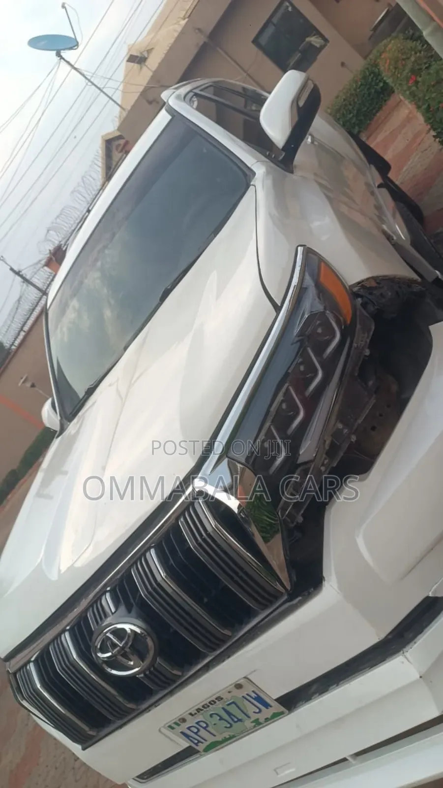 Toyota Land Cruiser Prado 4.0 Petrol TX-L 2015 White