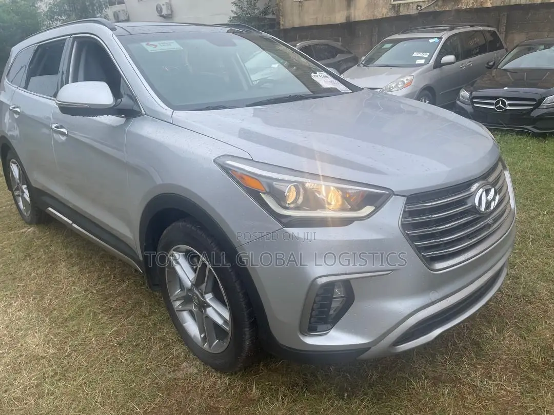 Hyundai Santa Fe Limited Ultimate AWD 2018 Silver
