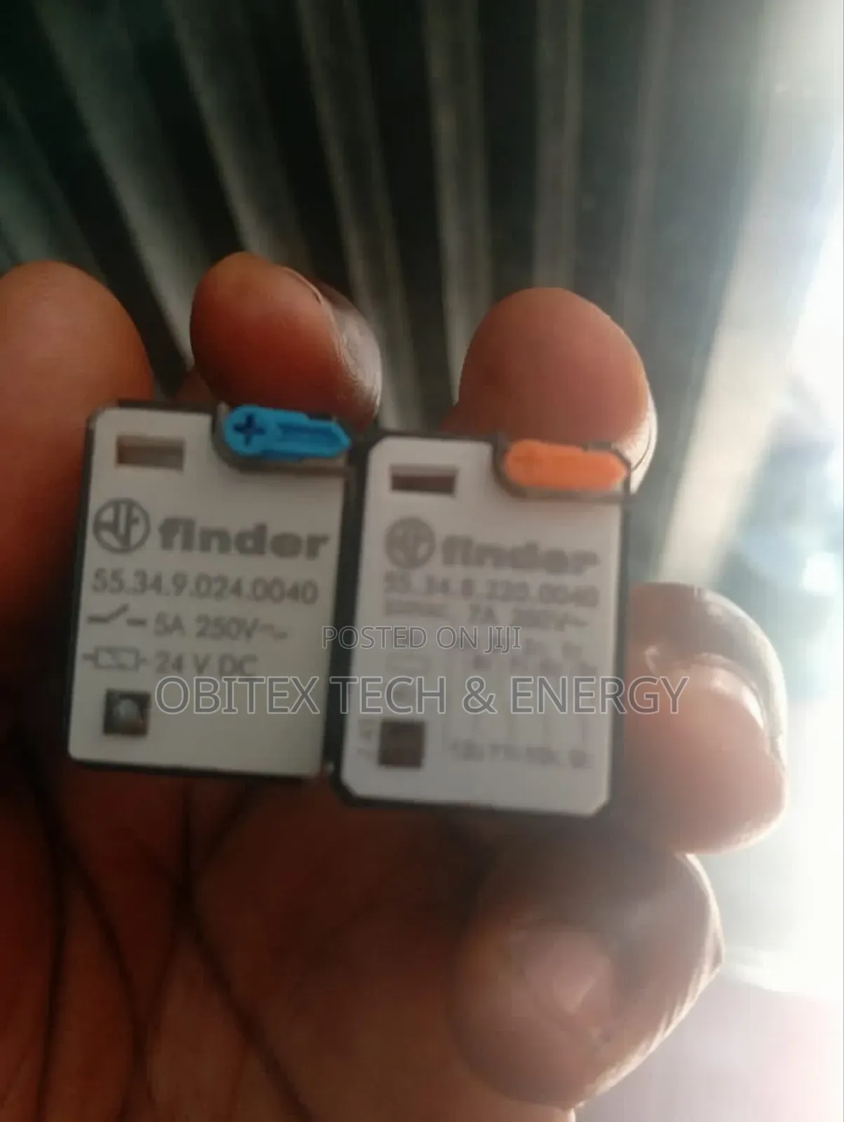 Finder 55 Series Industrial Electromagnetic Plug-in Relay (4pdt, 7a)