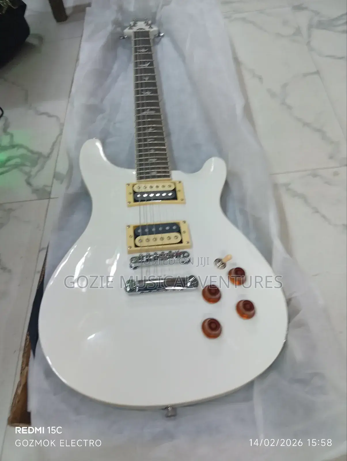 Fender Les Paul Electric Guitar White Colour