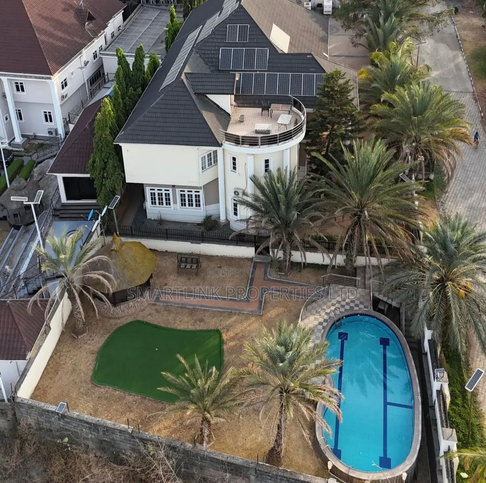 7bdrm Mansion in Asokoro for sale