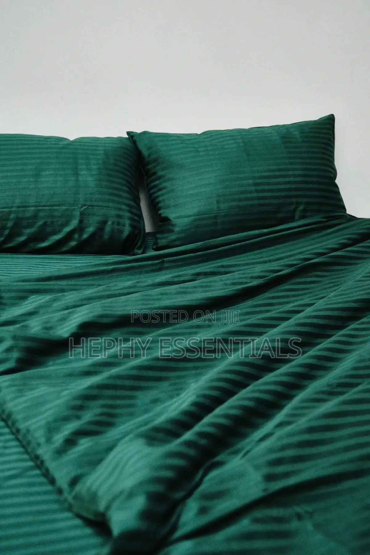 Beddings Luxury Stripe Polish Bedsheet and Duvet Set