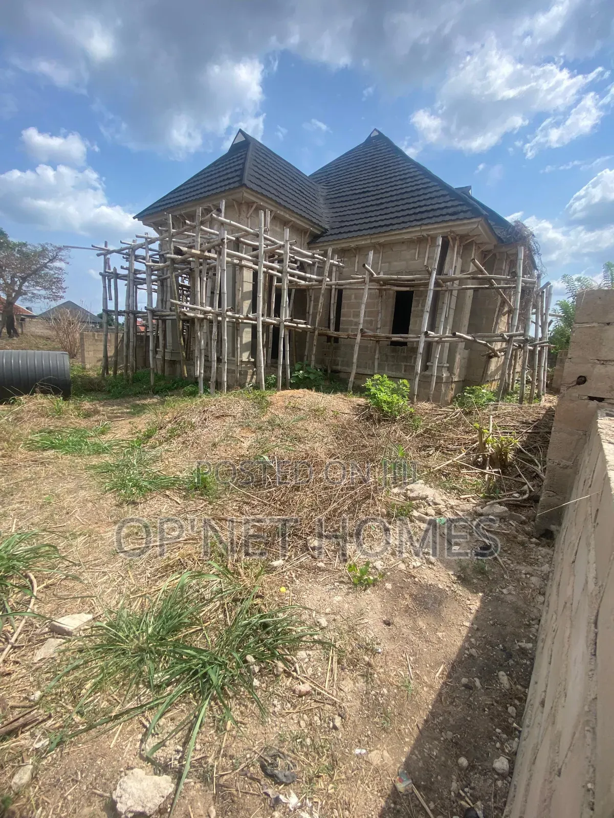 3bdrm Bungalow in Akure for sale
