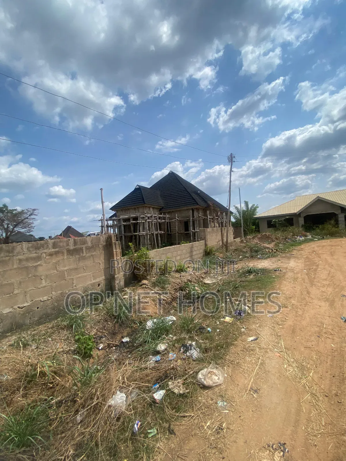3bdrm Bungalow in Akure for sale