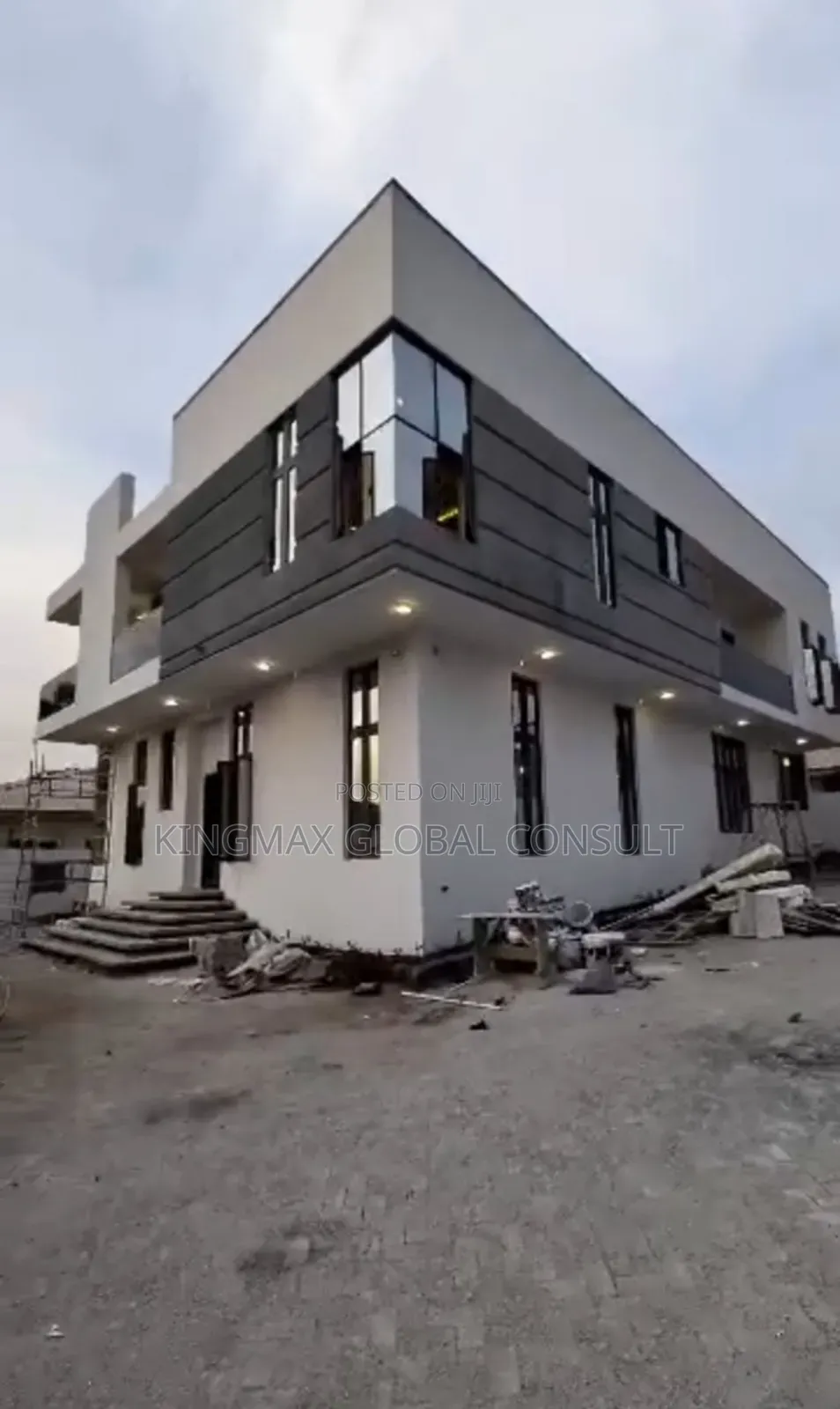 5bdrm Duplex in Gwarinpa Abuja for sale