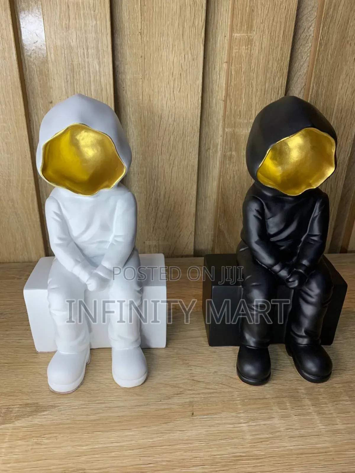 Trendy Faceless Decor