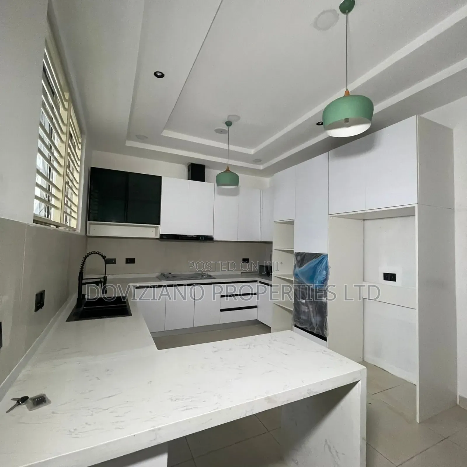 5bdrm Duplex in Lekki Phase 1 for sale
