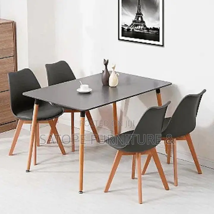 High Quality Dining Set by 4