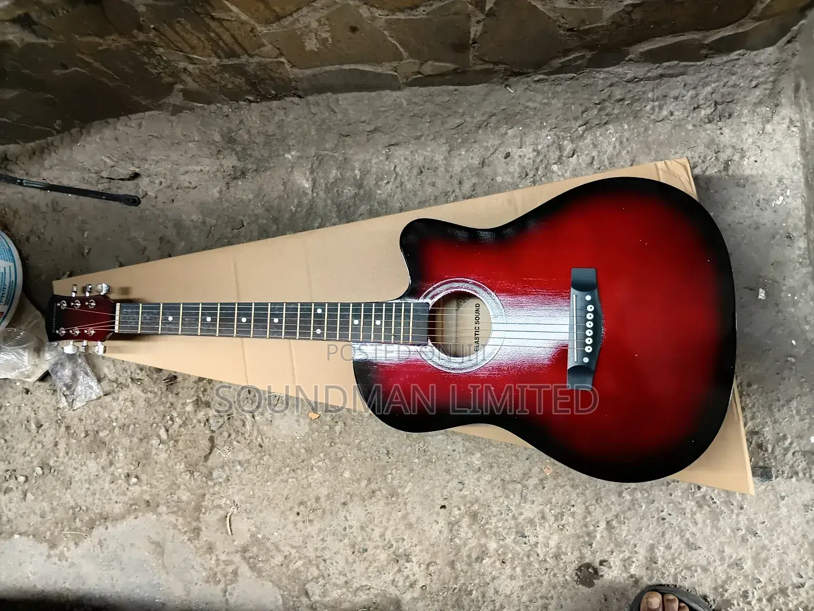 Acoustic Box Guitar With Guitar Bag and Strap Size 38"