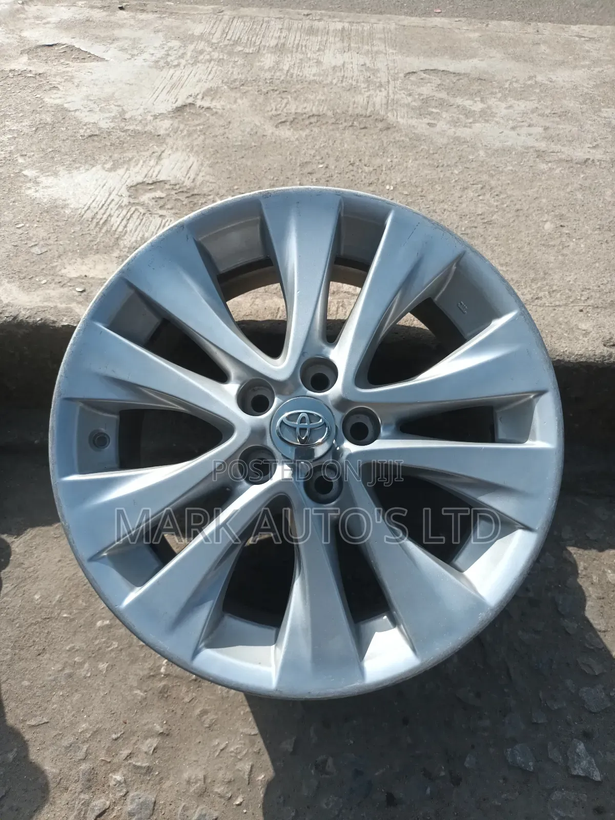 18inche Rim Toyota Sienna 2018