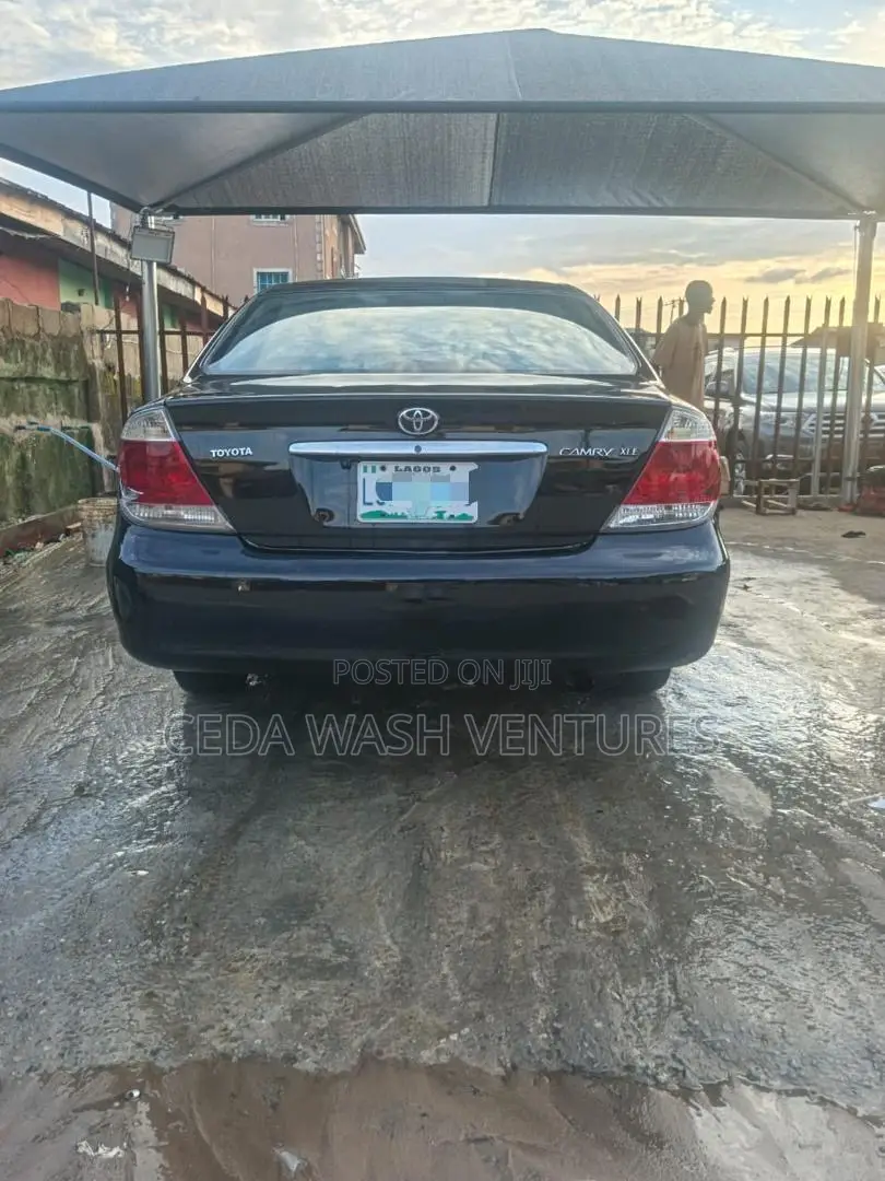 Toyota Camry LE 4dr Sedan (2.4L 4cyl 4A) 2004 Black