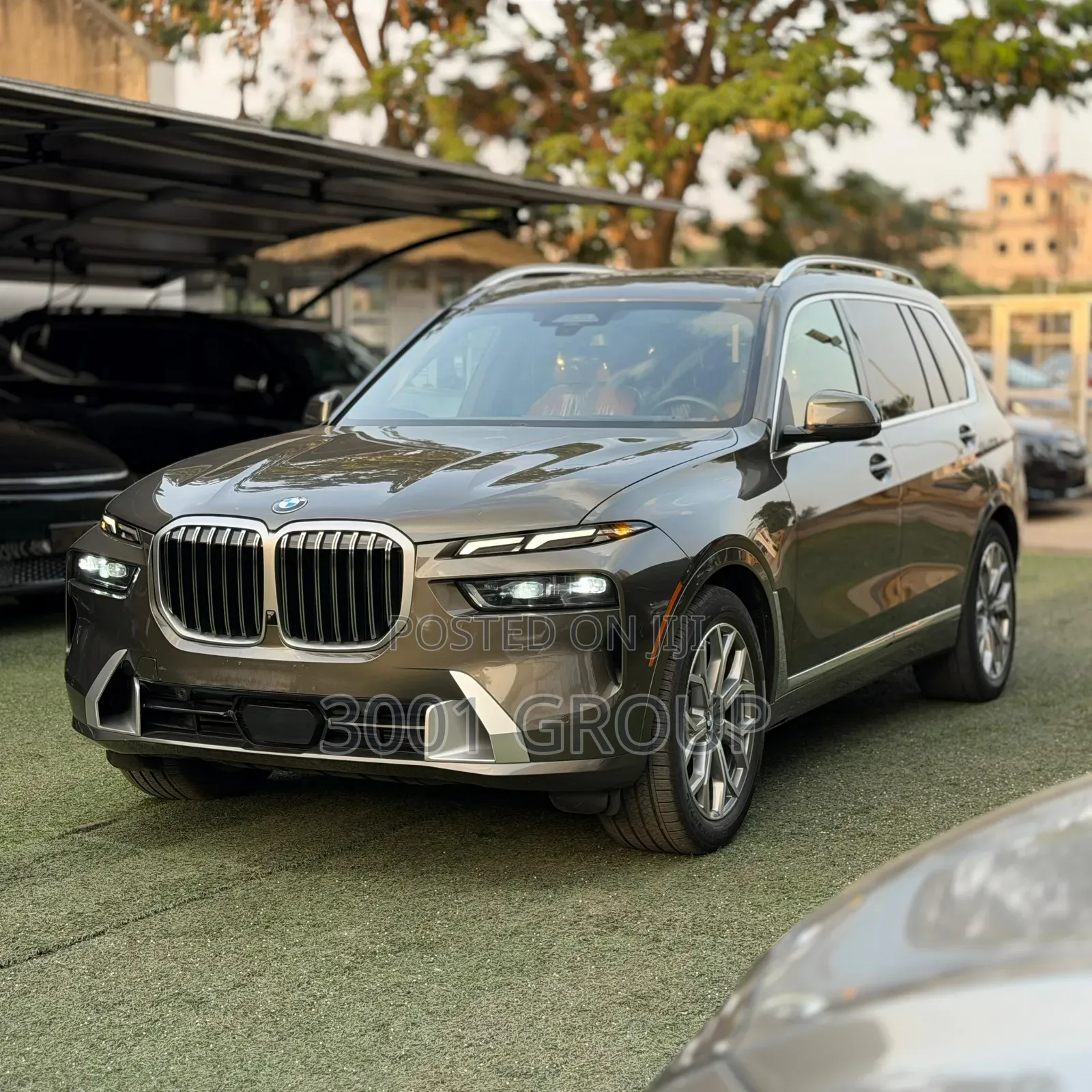 BMW X7 2023 Brown