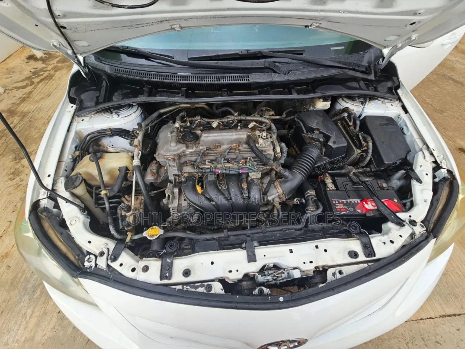 Toyota Corolla LE 4dr Sedan (1.8L 4cyl 4A) 2013 Red