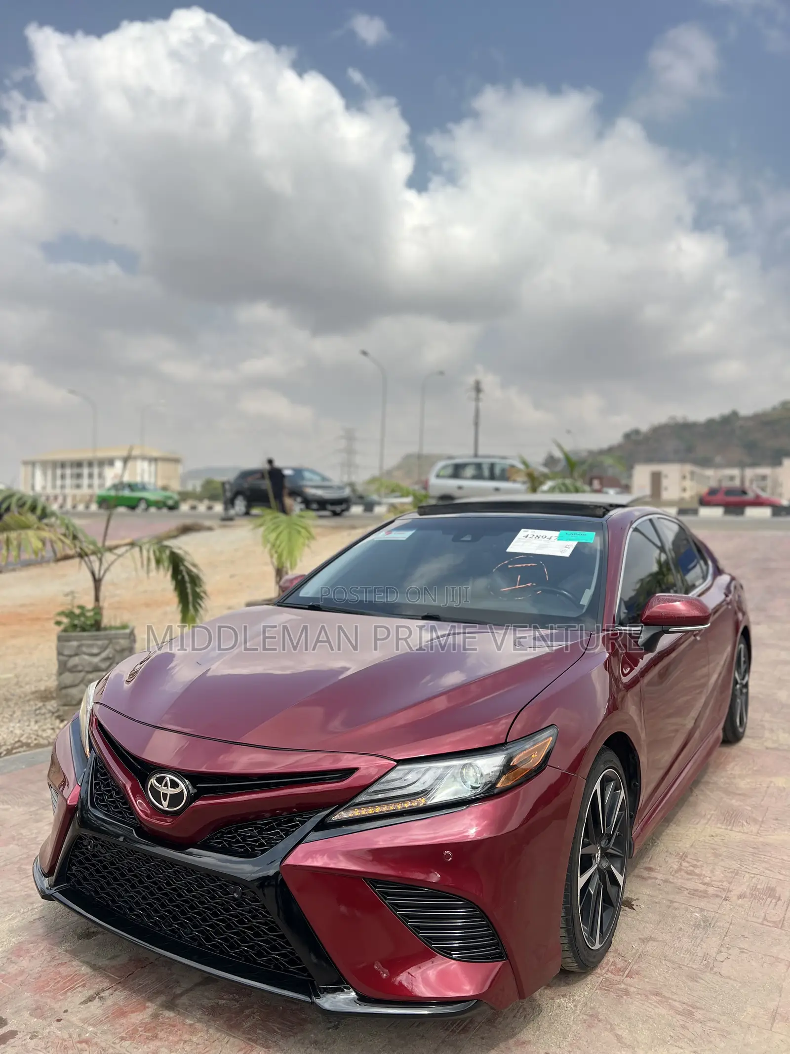 Toyota Camry XSE (2.5L 4cyl 8A) 2019 Red