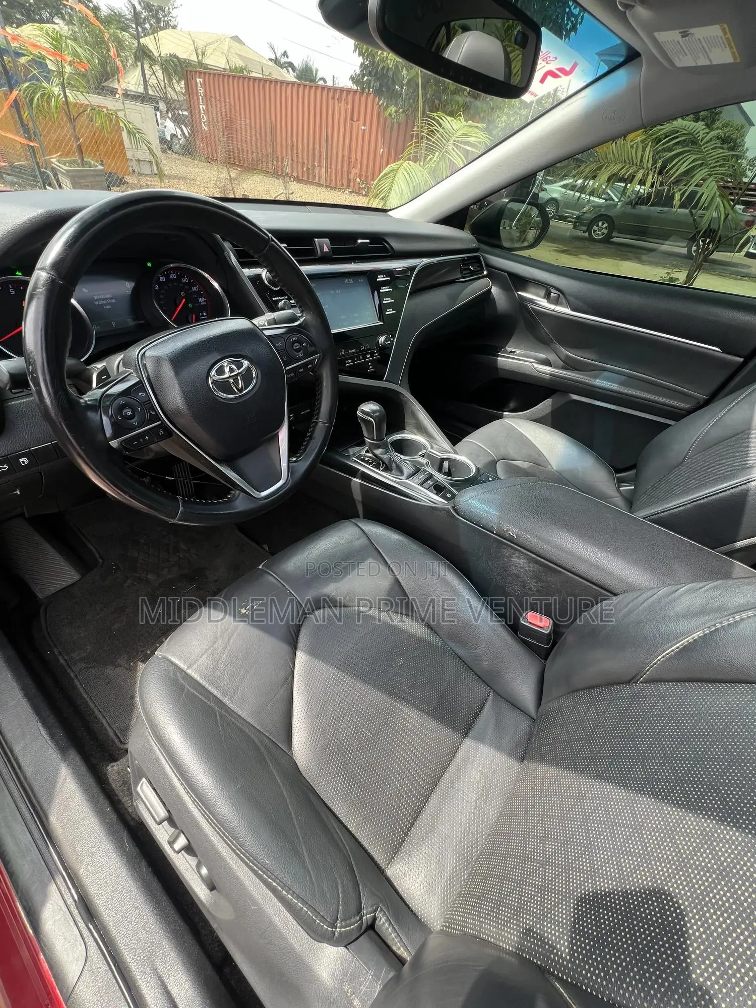 Toyota Camry XSE (2.5L 4cyl 8A) 2019 Red