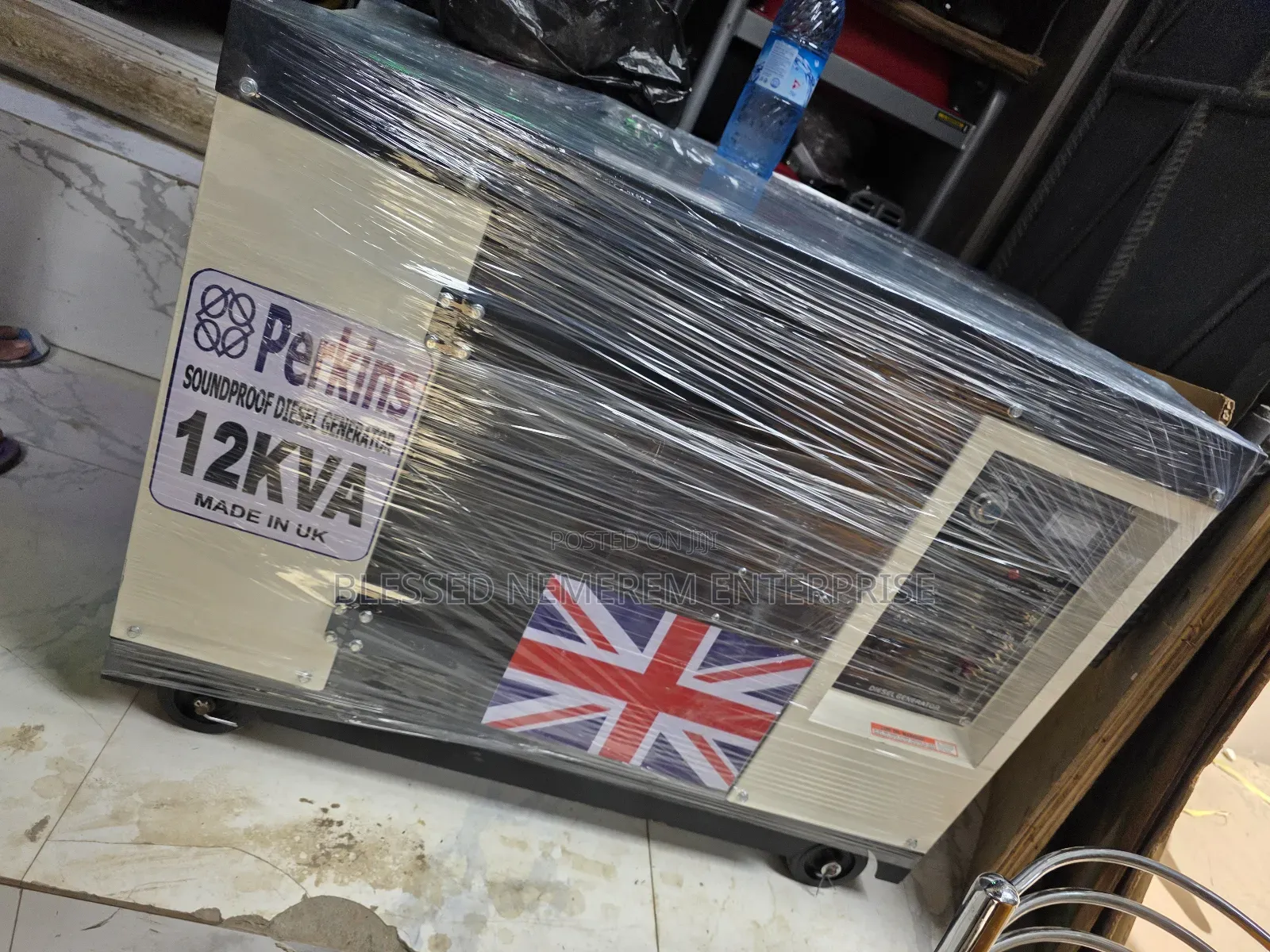 Heavy-Duty 12.5kva Perkins Diesel Soundproof Gen 1years Wty