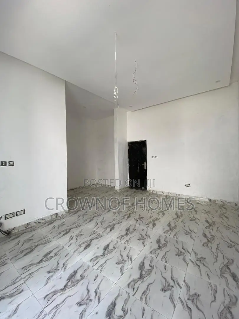 3bdrm Duplex in Abraham Adesanya Estate for sale