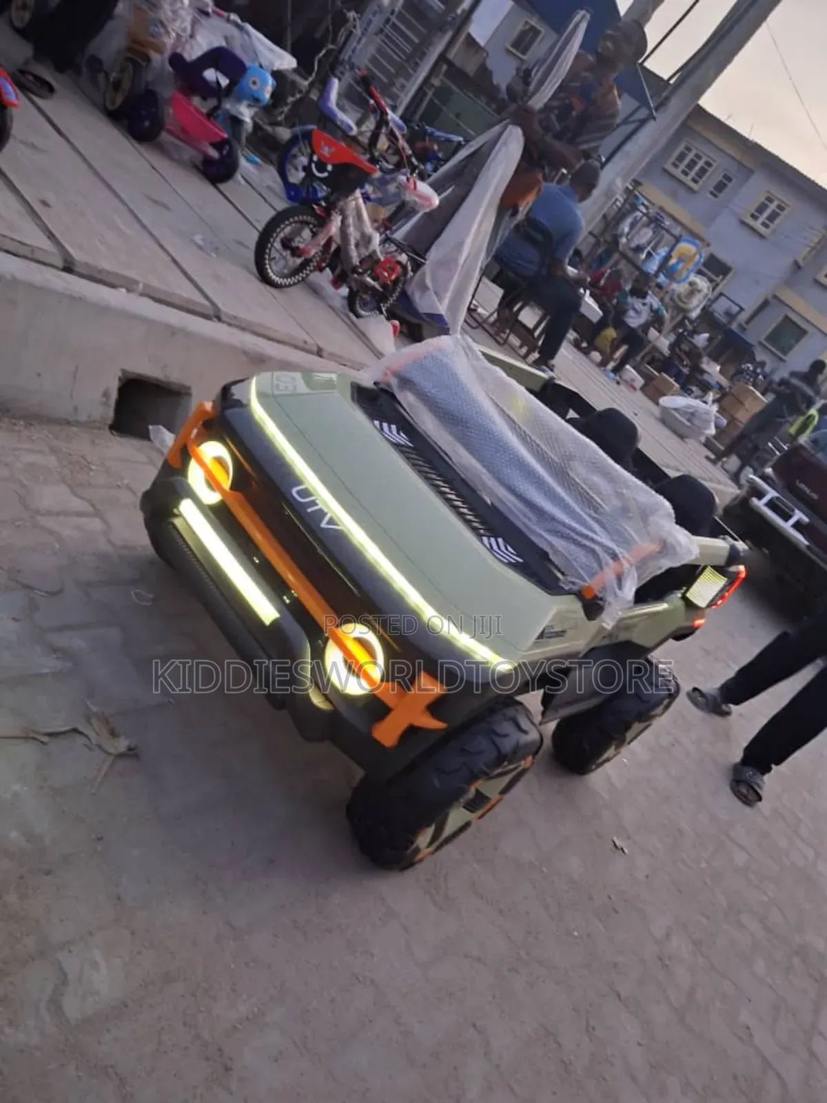 Electric Rechargeable Children Car