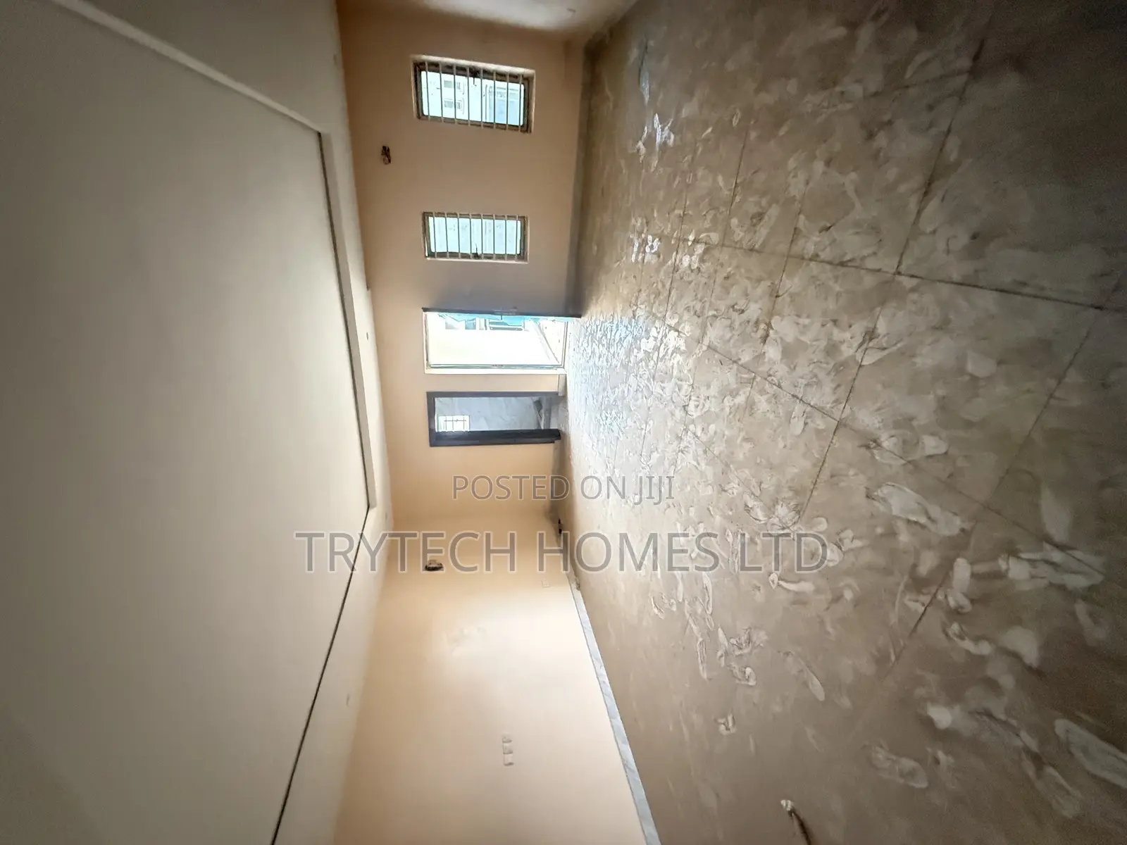 4bdrm Townhouse/Terrace in Katampe for sale