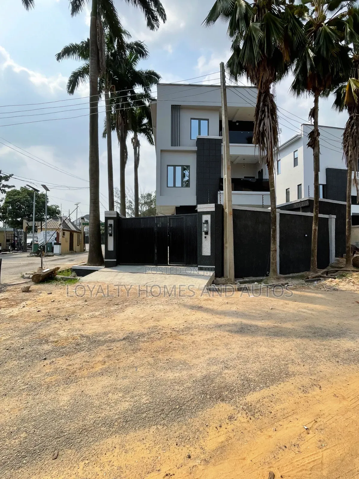 4bdrm Duplex in Omole Phase 1 for sale