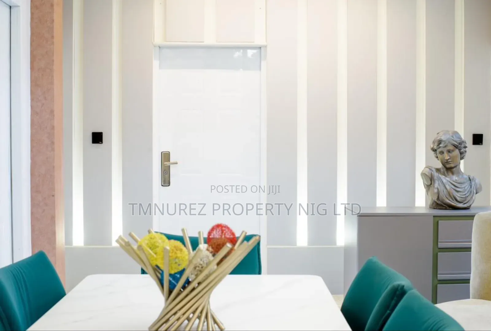 3bdrm Apartment in Vi, Lekki Phase 1 for rent