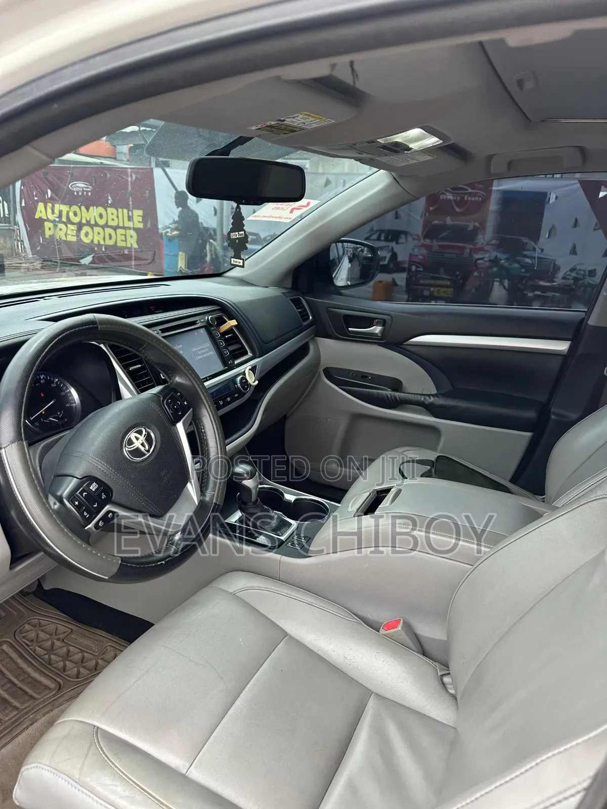 Toyota Highlander XLE 4dr SUV (3.5L 6cyl 6A) 2015 White