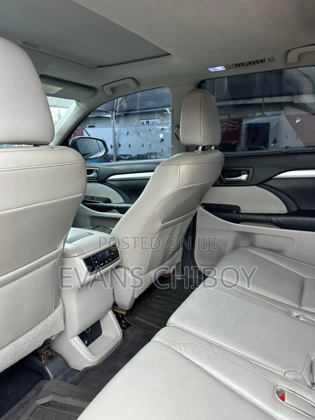 Toyota Highlander XLE 4dr SUV (3.5L 6cyl 6A) 2015 White