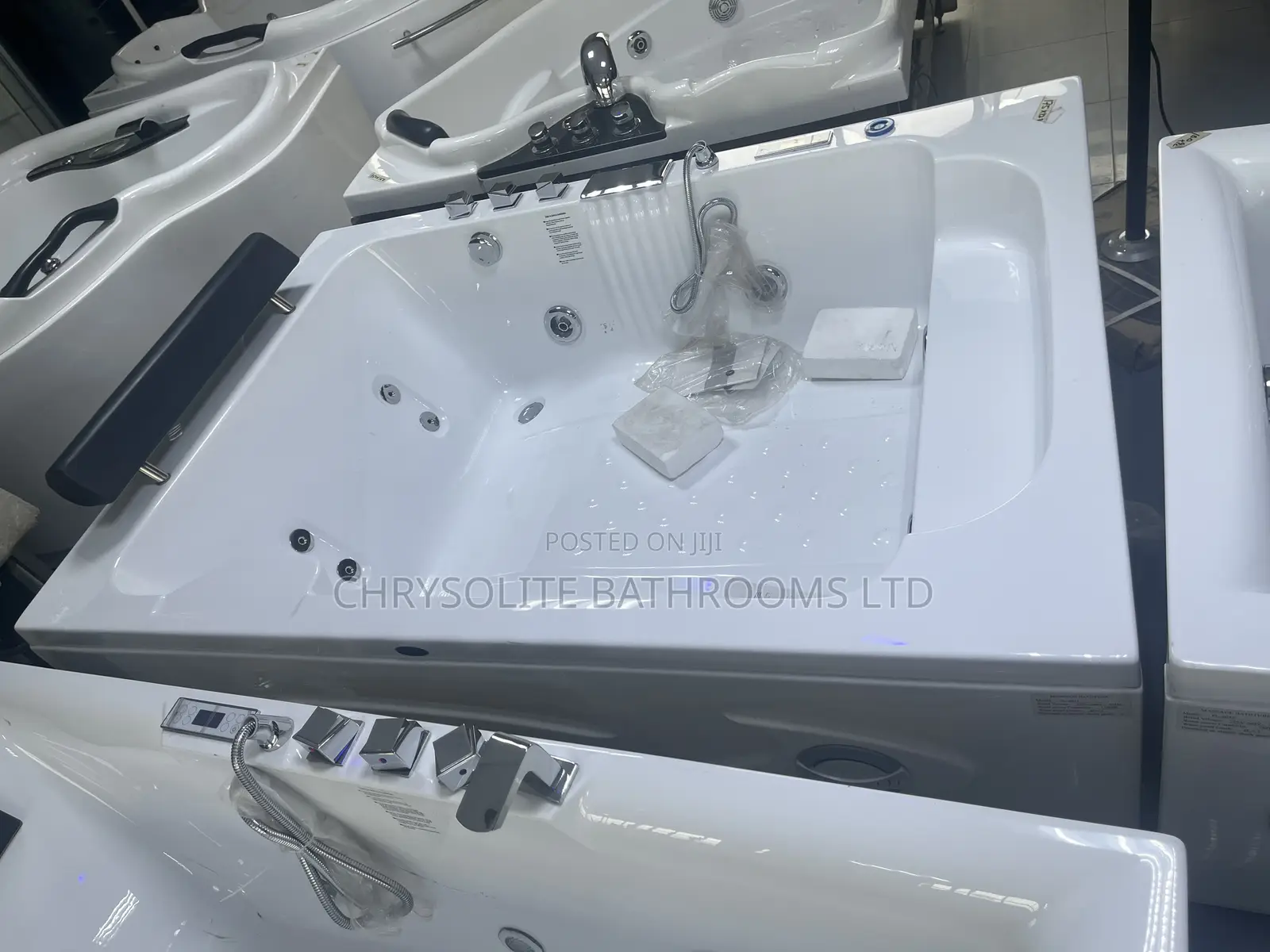 Double Acrylic Hydromassage Jacuzzi