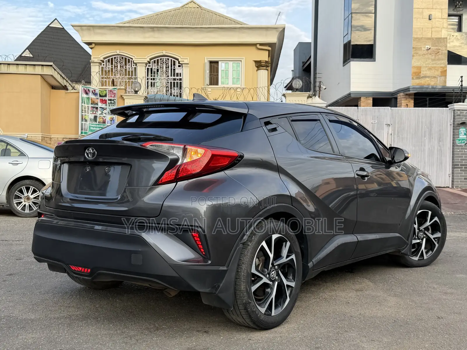 Toyota C-HR 2019 Gray