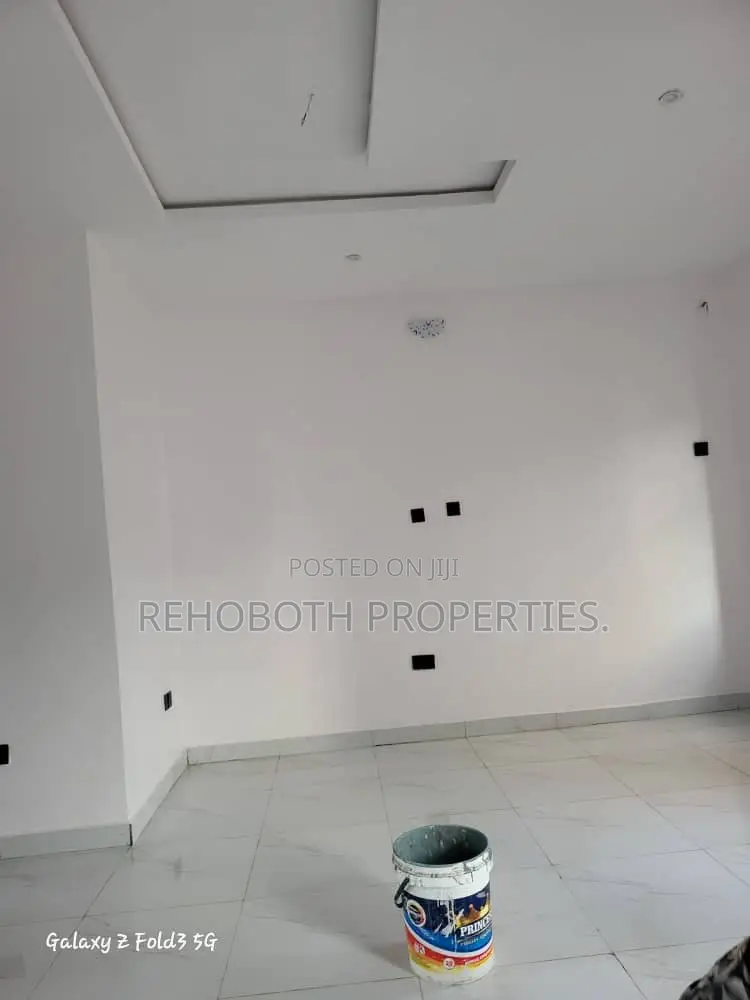 4bdrm Bungalow in Ajila, Akala Express for rent