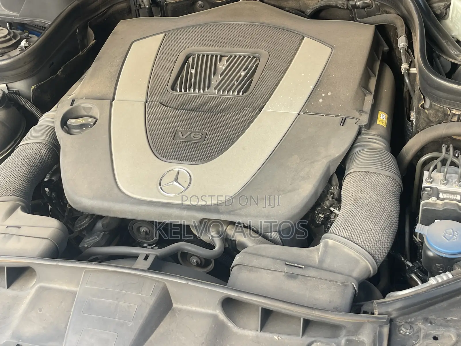 Mercedes-Benz E350 Base 4dr Sedan RWD (3.5L 6cyl 7A) 2010 Silver