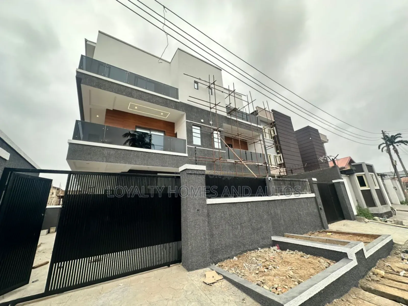 4bdrm Duplex in Ogudu Gra Lagos for sale