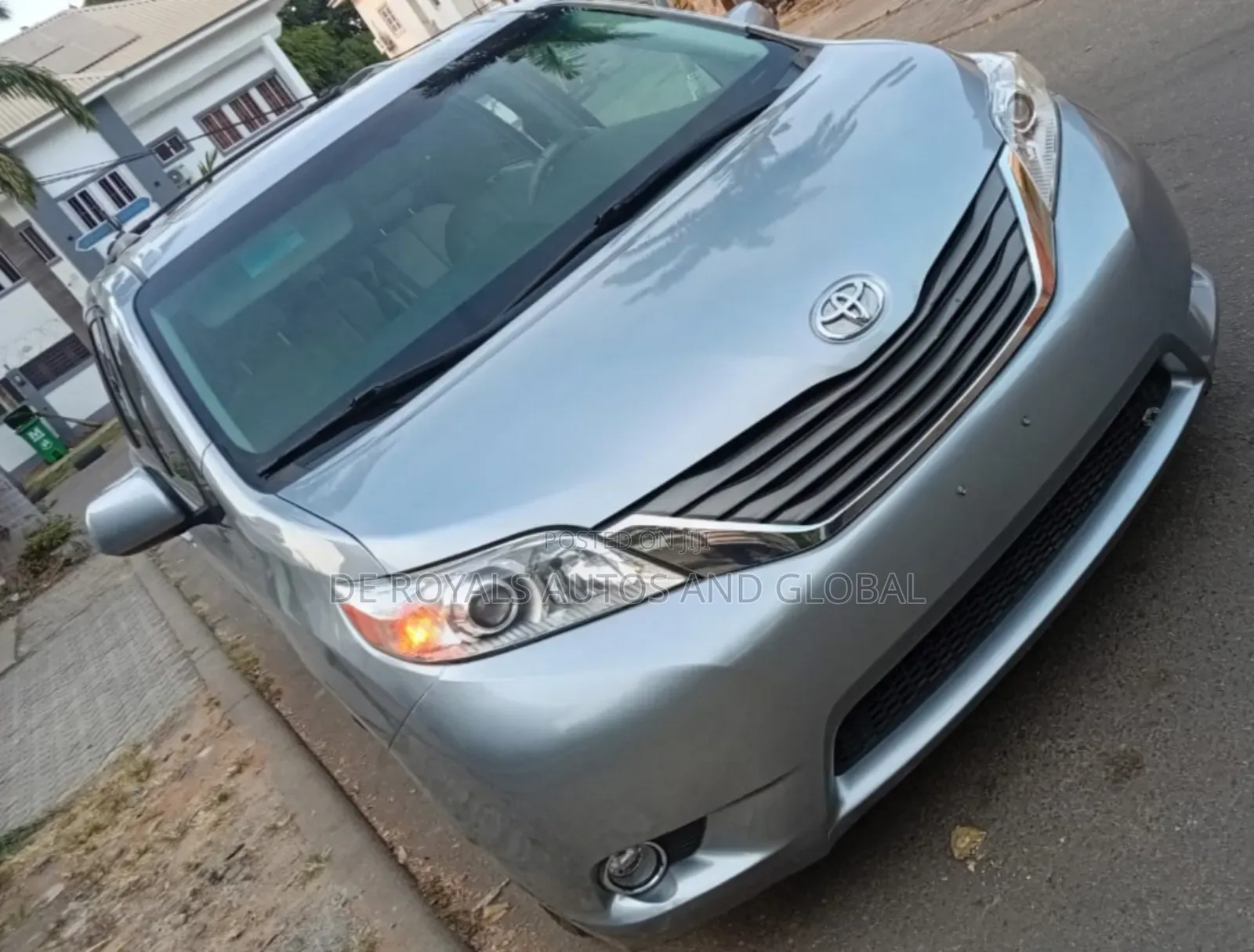 Toyota Sienna 2014 Silver