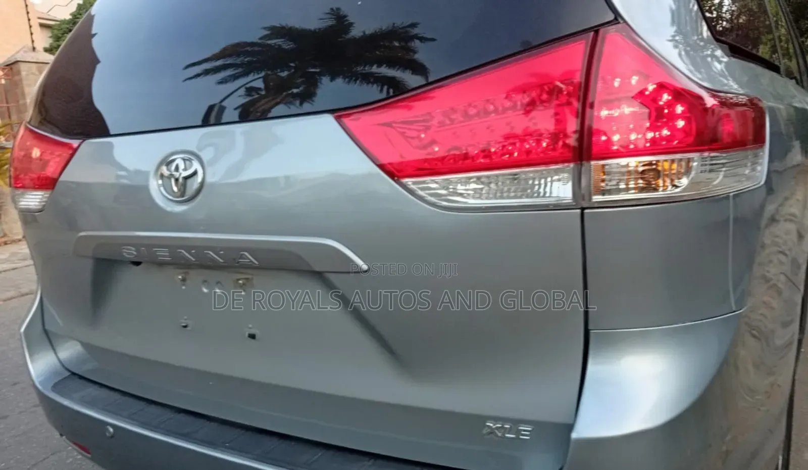 Toyota Sienna 2014 Silver
