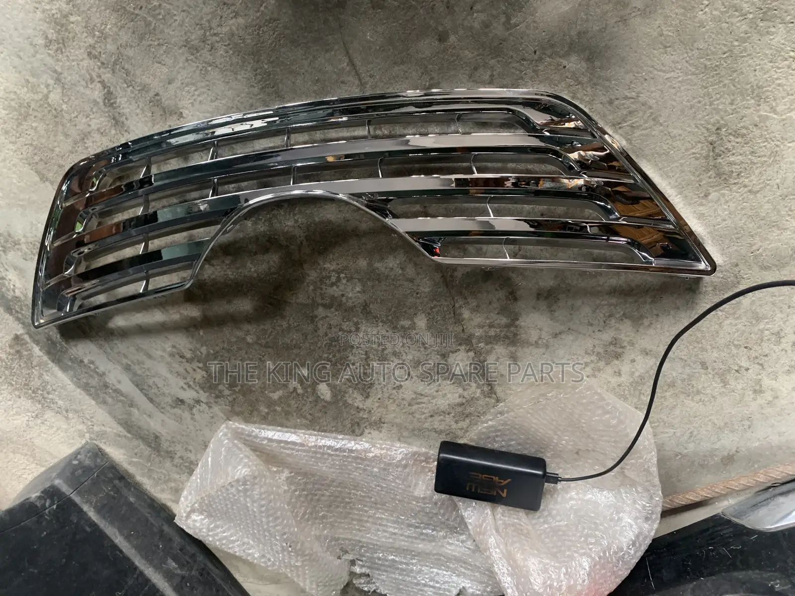 Toyota Camry the Front Grill 07/08 Model