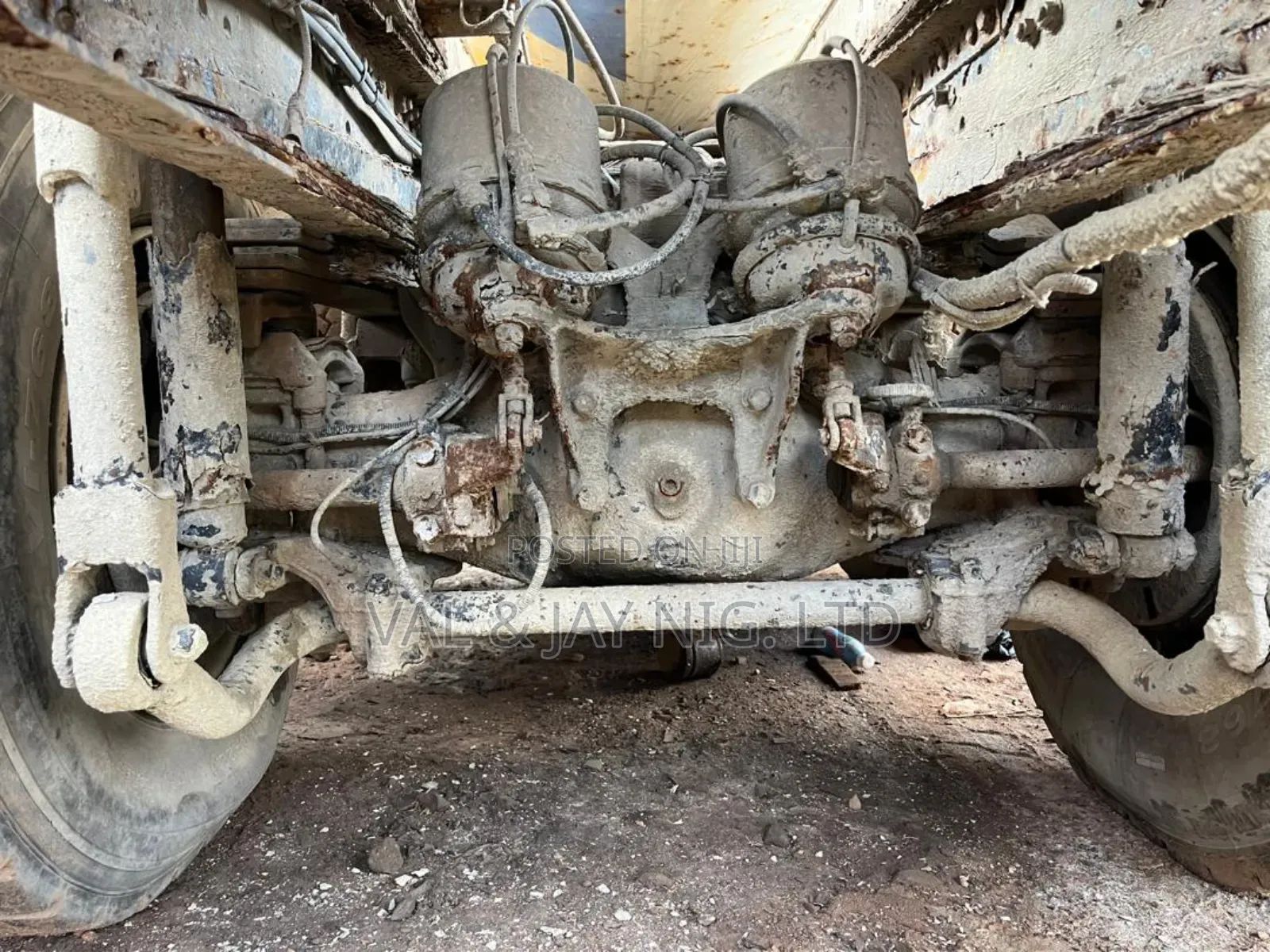 13 Tons Man Diesel Tga Mobile Concrete Mixer - Foreign Use