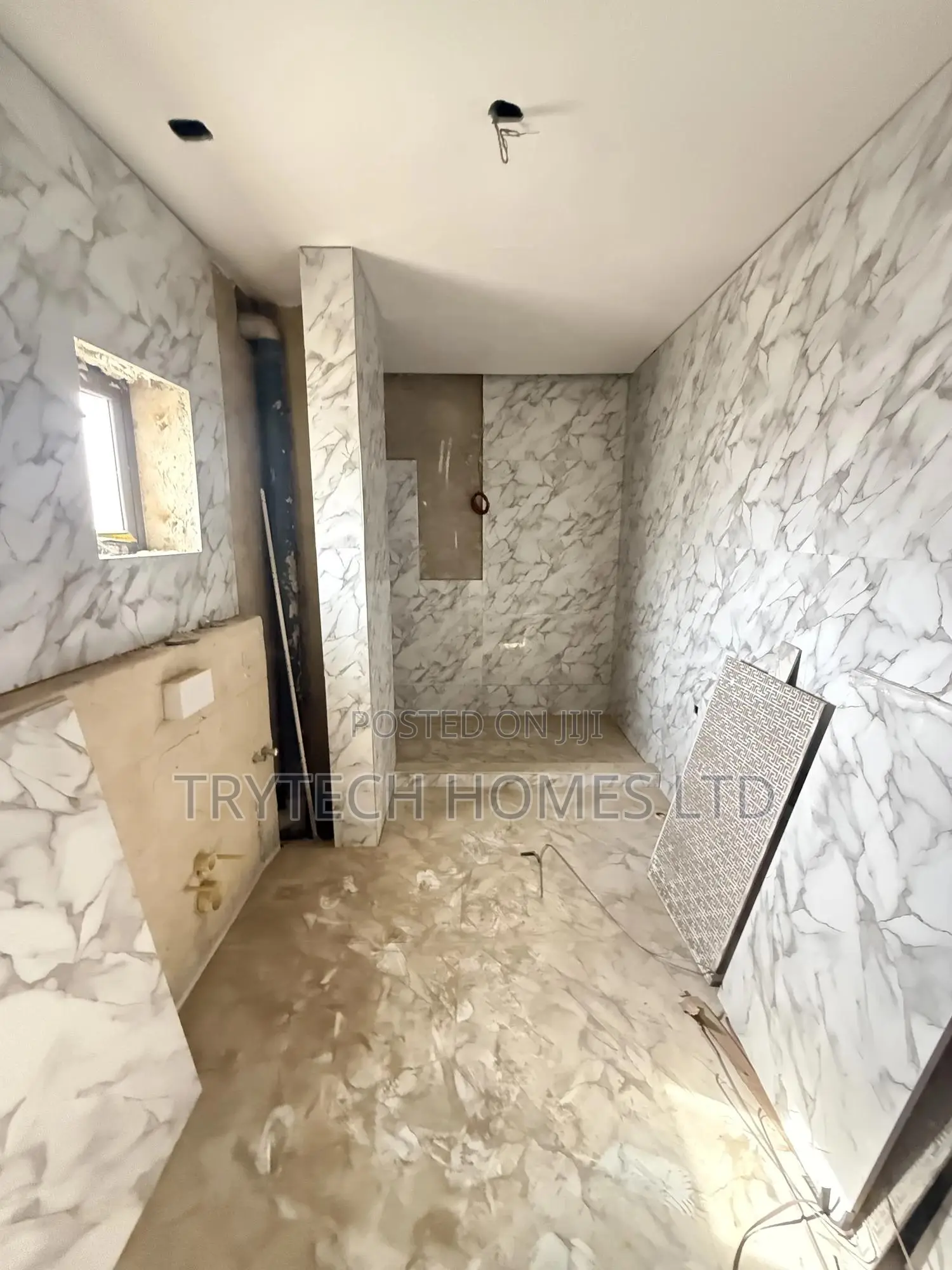 5bdrm Townhouse/Terrace in Jahi for sale