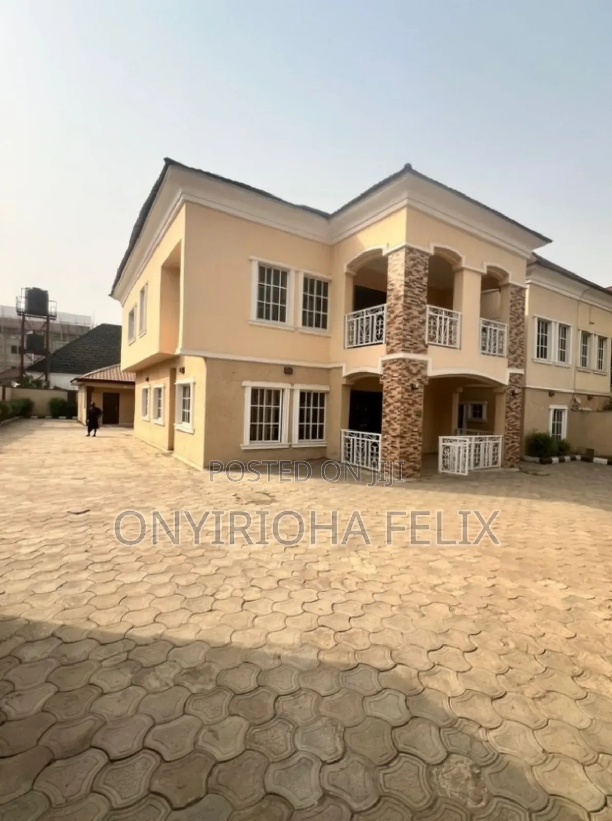 5bedroom Duplex in a Major Road