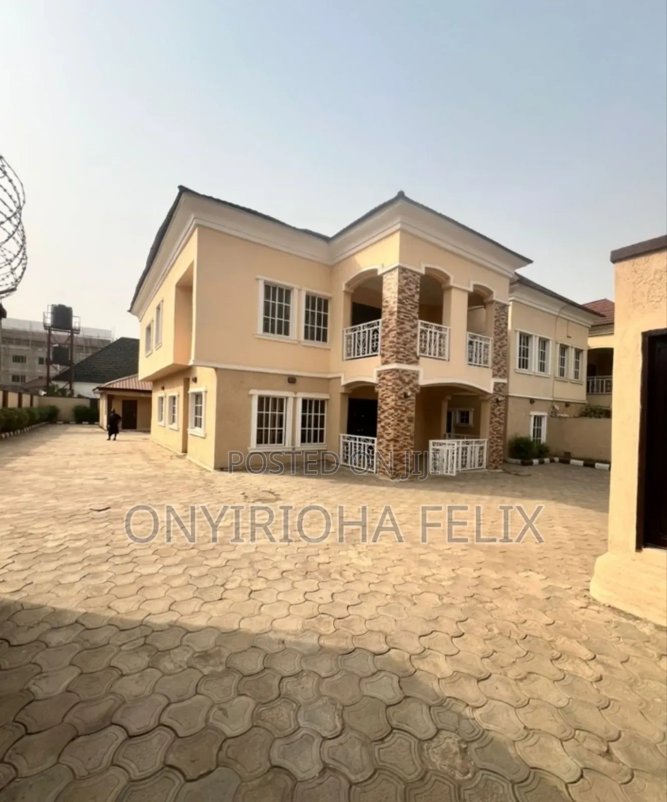 5bedroom Duplex in a Major Road