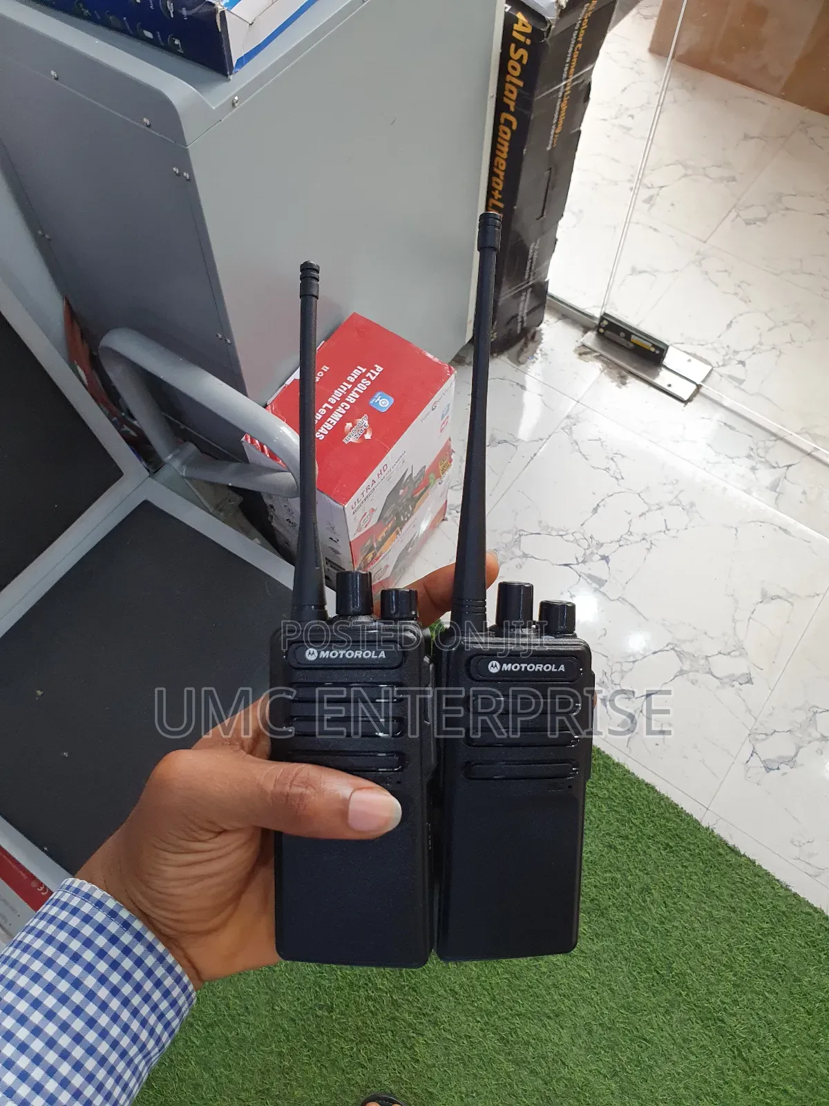 Motorola M9 Walkie-Talkie