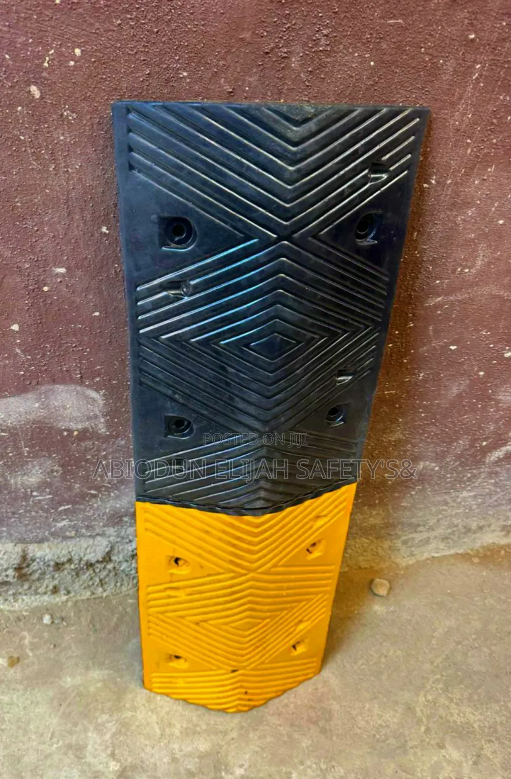 Heavy Duty Speed Bump Breaker 50mm/70mm Thickness By 1 Meter Long