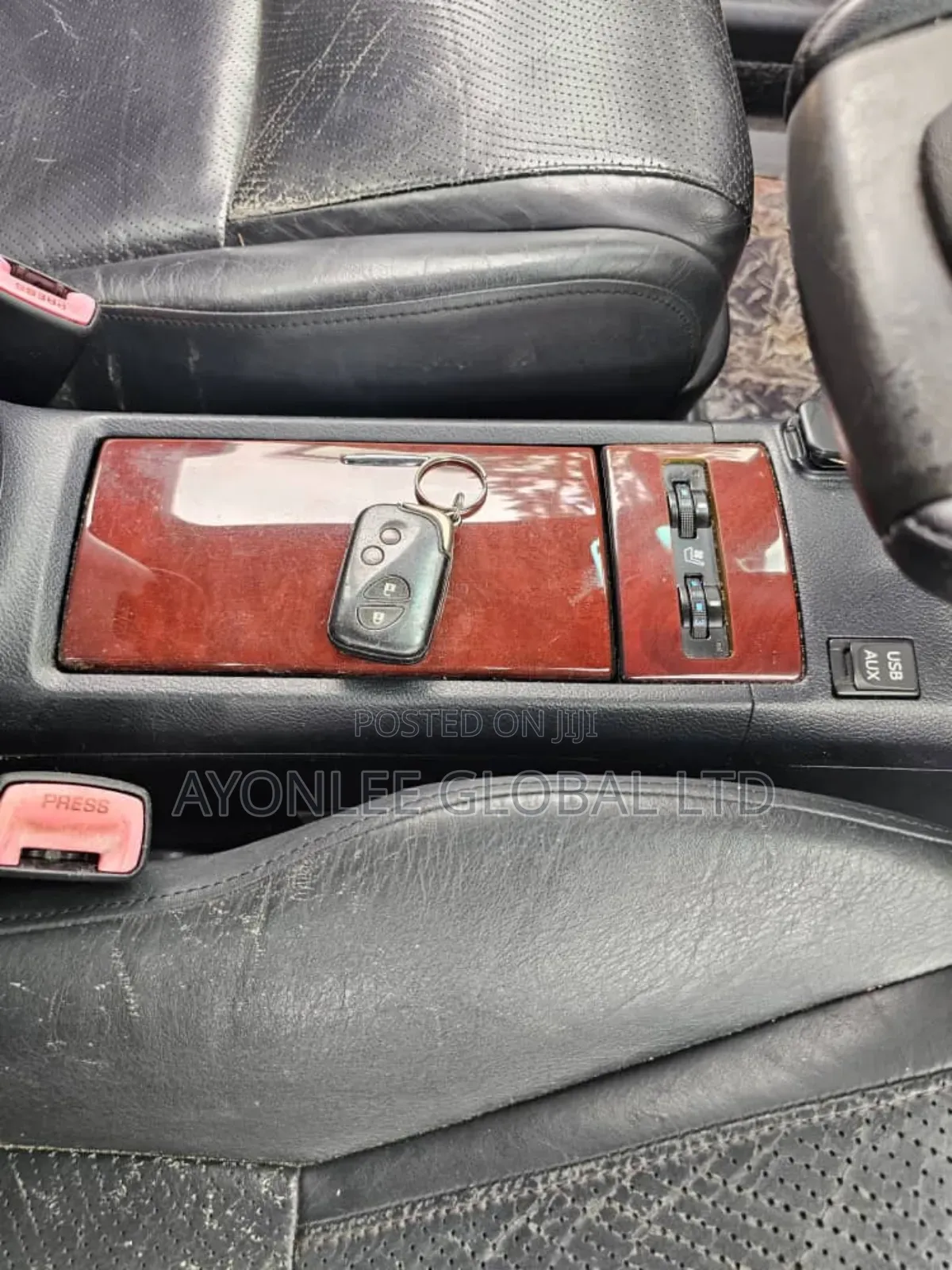 Lexus HS 250h 2010 Red
