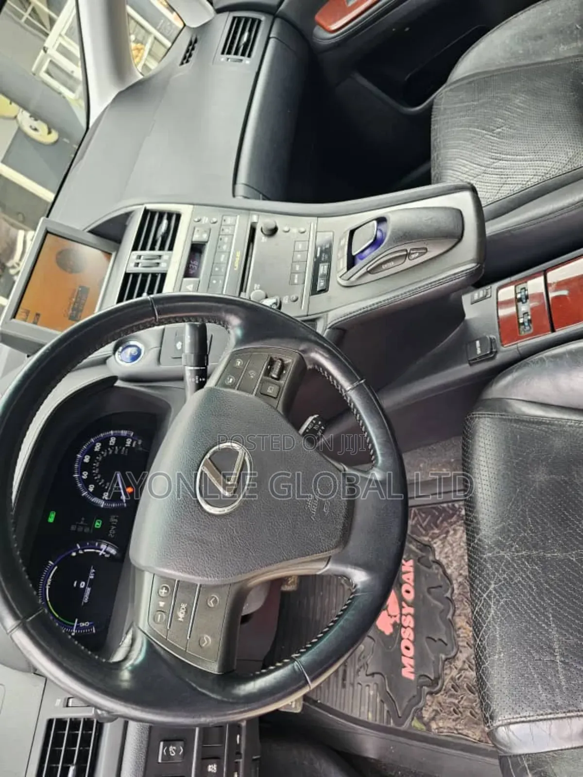 Lexus HS 250h 2010 Red