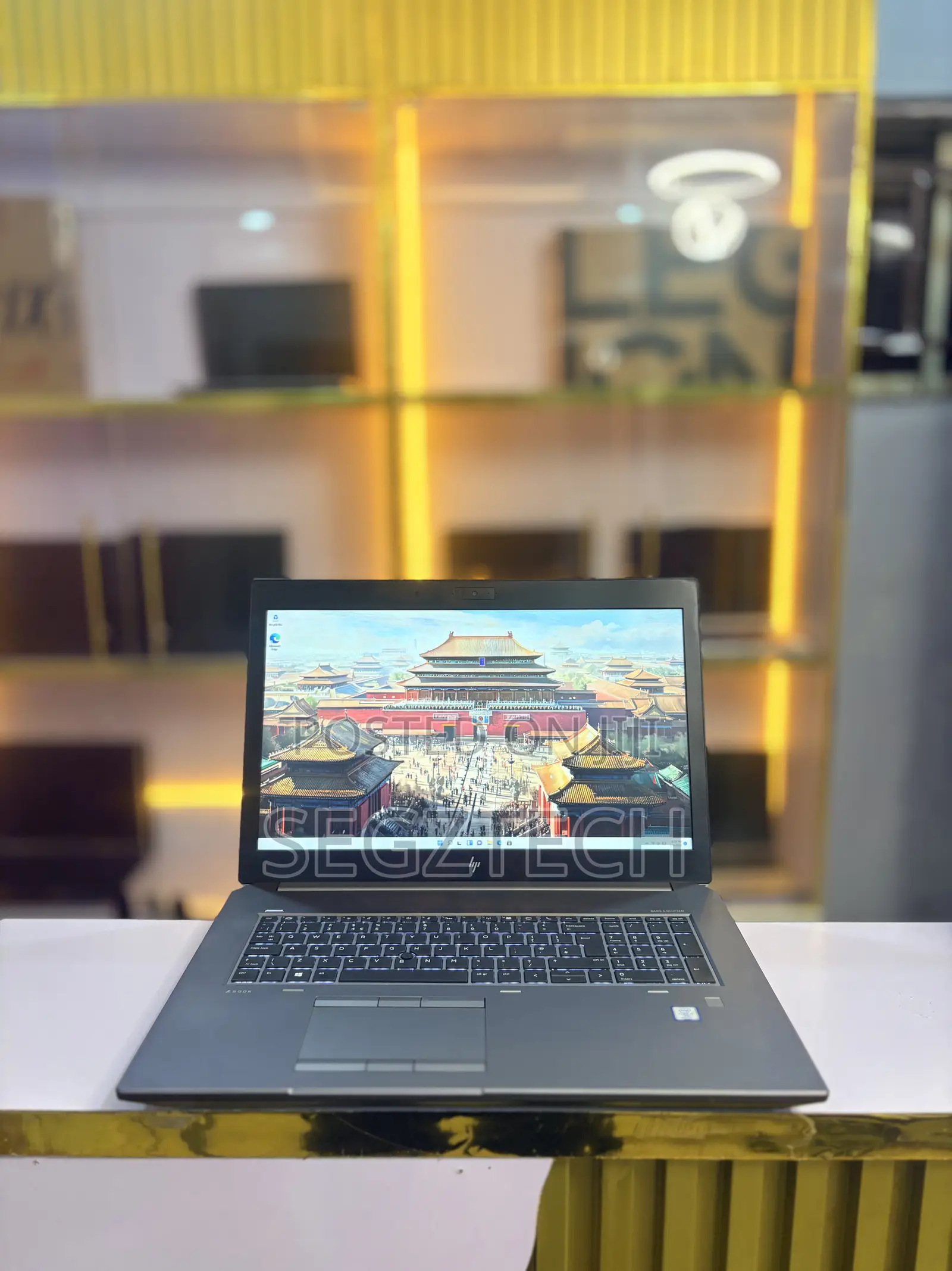 Laptop HP ZBook 17 G6 16GB Intel Core i7 SSD 512GB