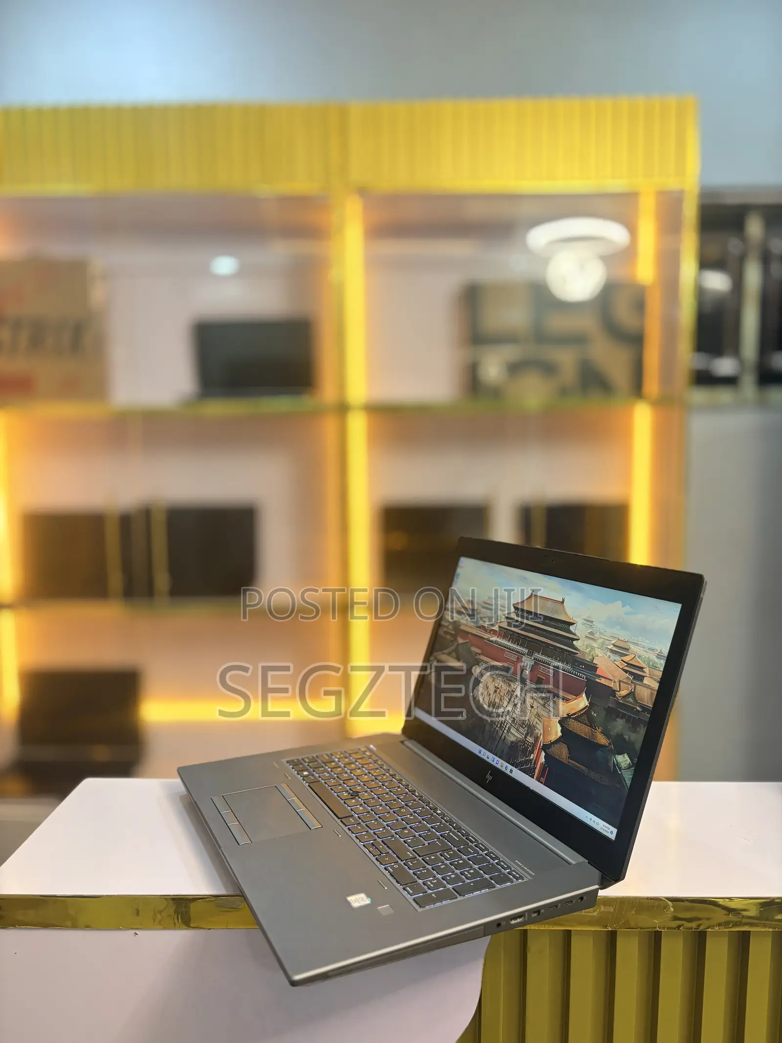 Laptop HP ZBook 17 G6 16GB Intel Core i7 SSD 512GB