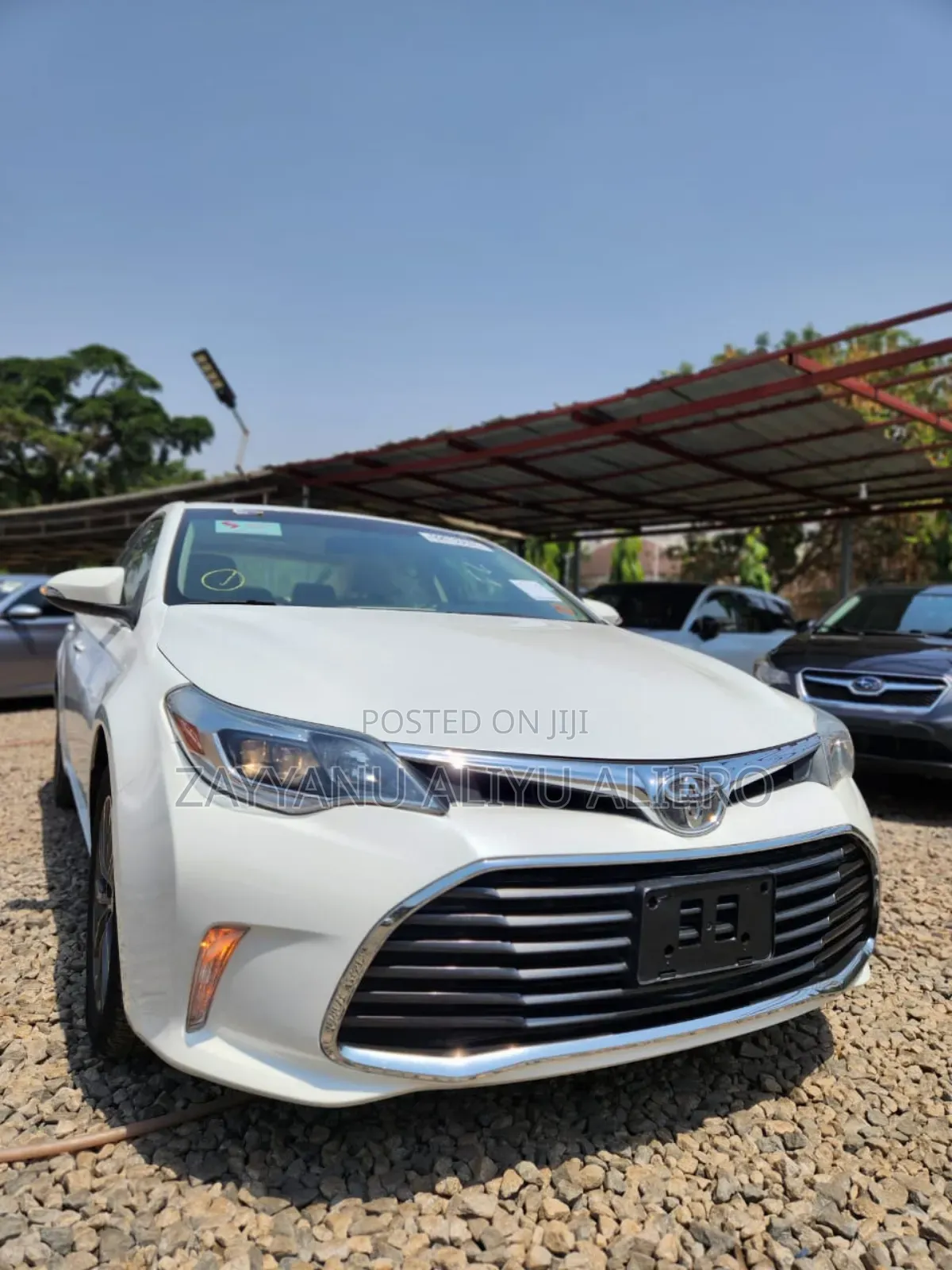 Toyota Avalon XLE FWDSedan (3.6L 6cyl 6A) 2016 White